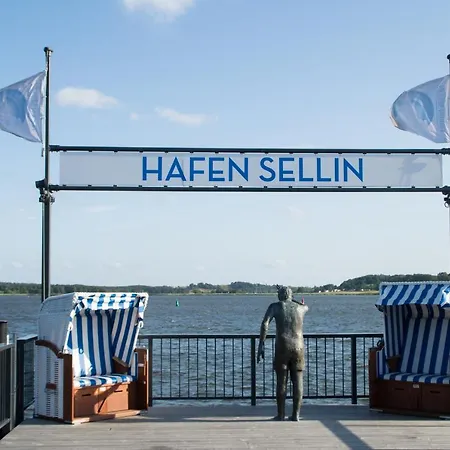 Apartman Mit Seeblick In Der Columba