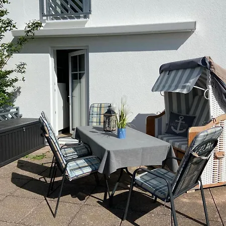 Mit Seeblick In Der Columba * Sellin (Rugen)
